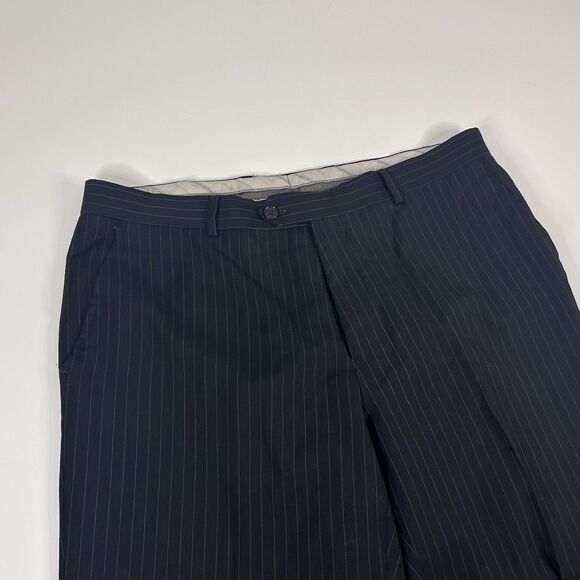 Mantoni 42R Suit 36x31 Flat Front 100% Wool Black Pinstriped Two Button Vented - Picture 11 of 13
